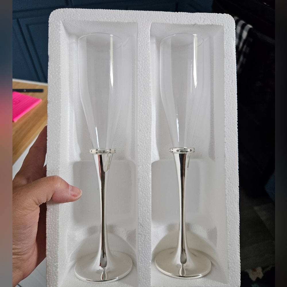 Elegant Silver Toasting Champagne Flutes Lenox NIB